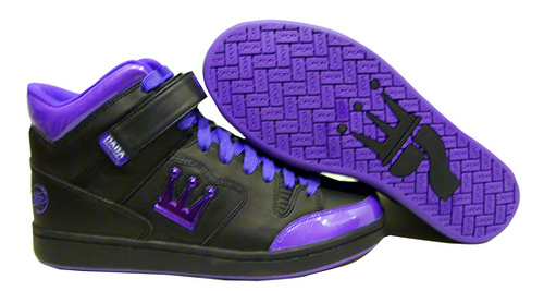 車體流線+電鍍logo